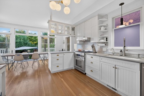 565 45Th Avenue E, Vancouver, BC 