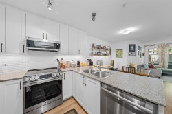 203-4833 Brentwood Drive Burnaby, BC V5C 0C3