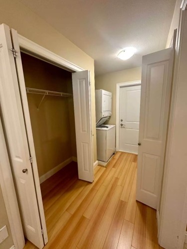 826 Cottonwood Avenue, Coquitlam, BC 