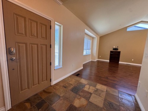 Upper-21292 123 Ave, Maple Ridge, BC - Indoor Photo Showing Other Room