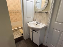 326 48th Avenue WVancouver, BC V5R 5T5
