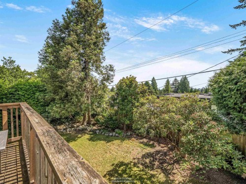 947 Evergreen Place, North Vancouver, BC 
