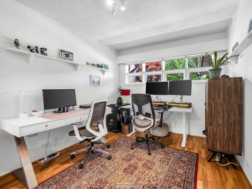 947 Evergreen Place, North Vancouver, BC 