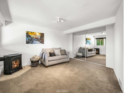 947 Evergreen Place, North Vancouver, BC 