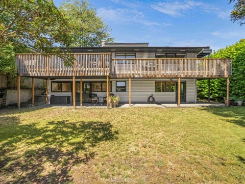 947 Evergreen Place, North Vancouver, BC 
