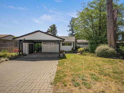 947 Evergreen Place, North Vancouver, BC 