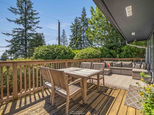 947 Evergreen Place, North Vancouver, BC 