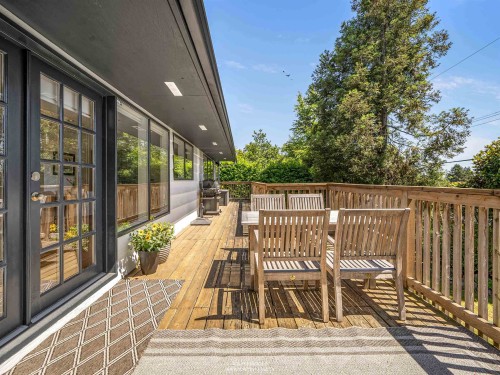 947 Evergreen Place, North Vancouver, BC 