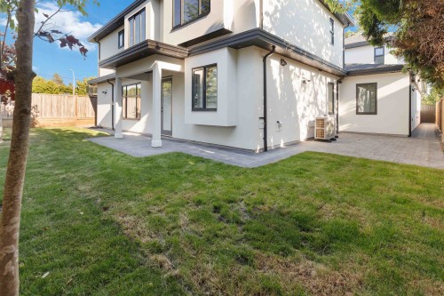 2-3871 Springfield Drive, Richmond, BC 