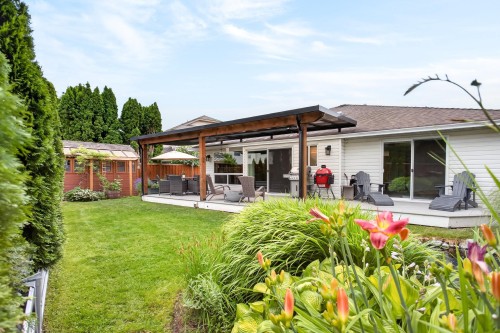 19645 Somerset Drive  Pitt Meadows, BC V3Y 2L3
