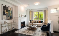 98-100 Klahanie Drive Port Moody, BC V3H 5K3