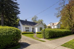 438 Fourth Street New Westminster, BC V3L 2V4