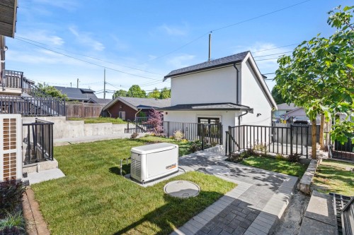 134 63Rd Avenue E, Vancouver, BC 