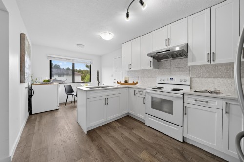6439 Azure Road, Richmond, BC 