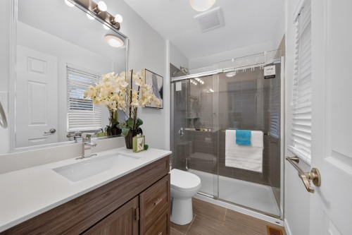 6439 Azure Road, Richmond, BC 