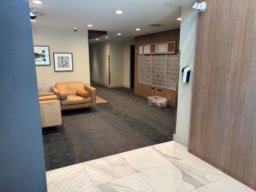 319-5460 Broadway, Burnaby, BC 