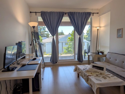 319-5460 Broadway, Burnaby, BC 