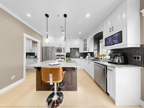 2456 45Th Avenue E, Vancouver, BC 