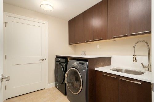 4103 11Th Avenue W, Vancouver, BC 