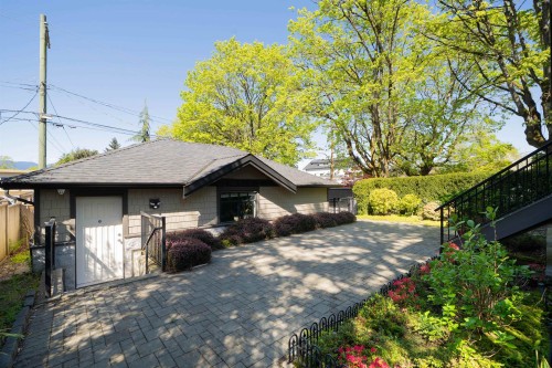 4103 11Th Avenue W, Vancouver, BC 
