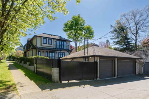 4103 11Th Avenue W, Vancouver, BC 