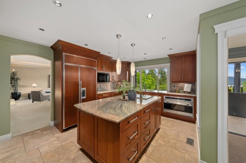 11 Elsdon Bay, Port Moody, BC 