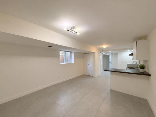 5828 Kerr Street, Vancouver, BC 