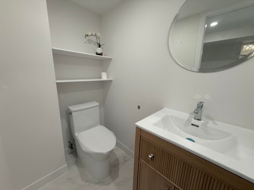5828 Kerr Street, Vancouver, BC 