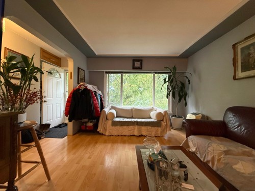 5828 Kerr Street, Vancouver, BC 