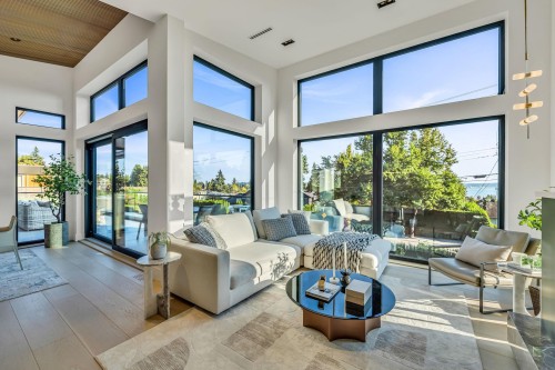2423 Mathers Avenue, West Vancouver, BC 