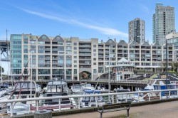 502-1012 Beach Avenue  Vancouver, BC V6E 1T7