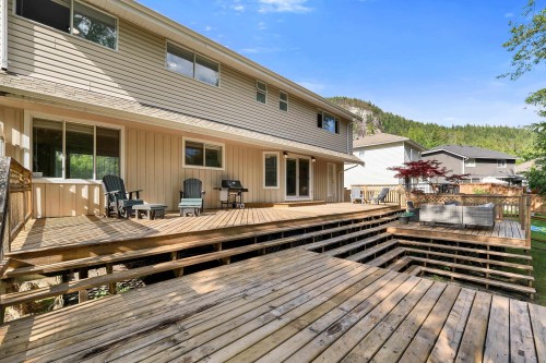 1510 Macdonald Place, Squamish, BC 
