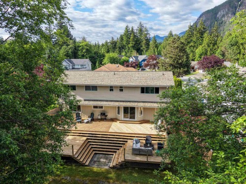 1510 Macdonald Place, Squamish, BC 