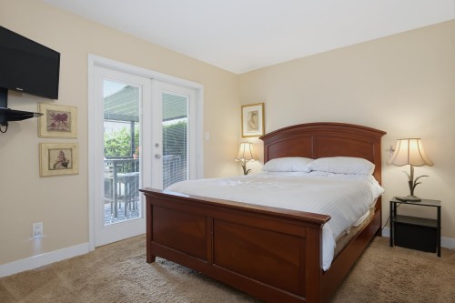 942 Porter Street, Coquitlam, BC - Indoor Photo Showing Bedroom