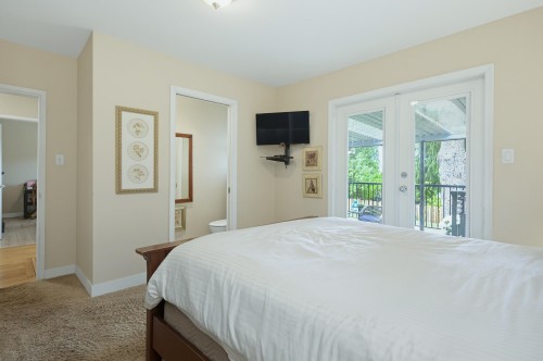 942 Porter Street, Coquitlam, BC - Indoor Photo Showing Bedroom