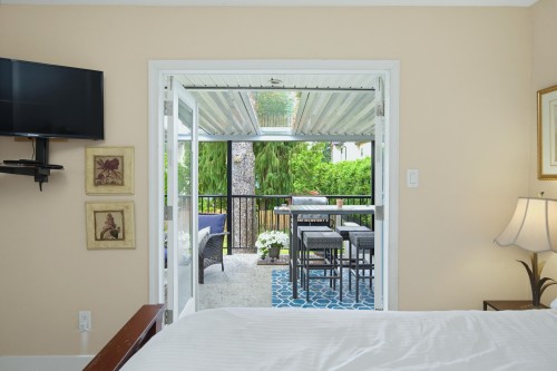942 Porter Street, Coquitlam, BC - Indoor Photo Showing Bedroom