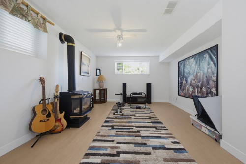 942 Porter Street, Coquitlam, BC - Indoor Photo Showing Other Room