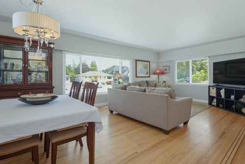 942 Porter Street, Coquitlam, BC - Indoor Photo Showing Other Room