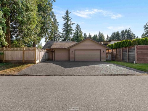 3538 Bluebonnet Road, North Vancouver, BC 