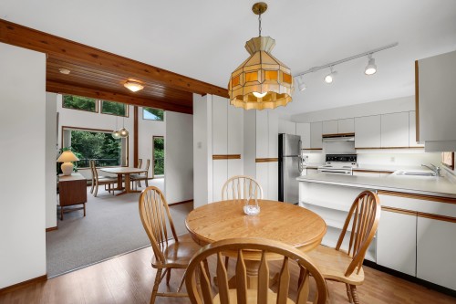 1464 Maple Crescent, Squamish, BC 