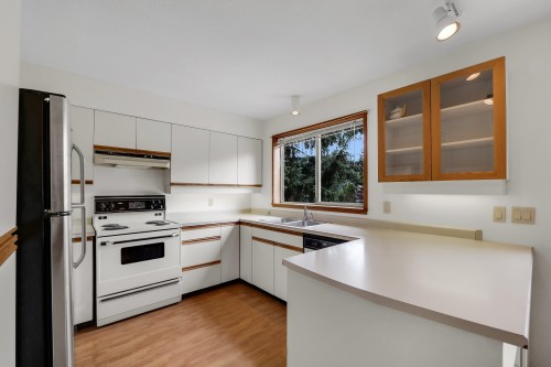 1464 Maple Crescent, Squamish, BC 