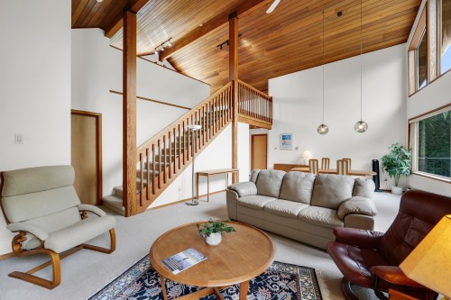 1464 Maple Crescent, Squamish, BC 