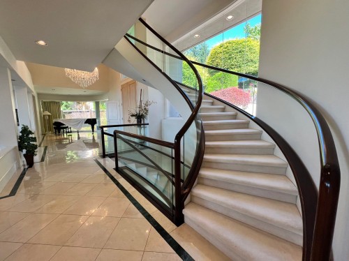1538 Chippendale Court, West Vancouver, BC 
