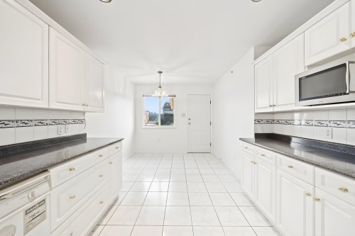 1968 39Th Avenue E, Vancouver, BC 