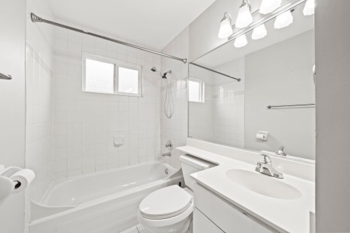 1968 39Th Avenue E, Vancouver, BC 