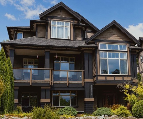 22856 137 Avenue, Maple Ridge, BC - Outdoor With Facade
