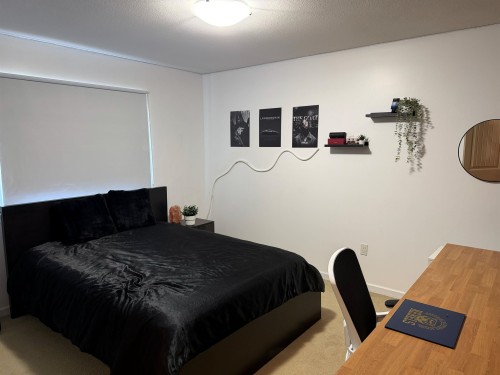 22856 137 Avenue, Maple Ridge, BC - Indoor Photo Showing Bedroom