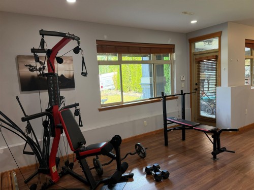 22856 137 Avenue, Maple Ridge, BC - Indoor Photo Showing Gym Room