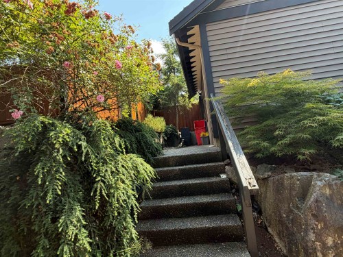 22856 137 Avenue, Maple Ridge, BC - Outdoor