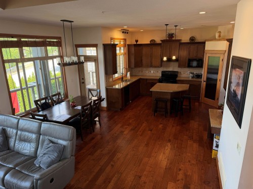 22856 137 Avenue, Maple Ridge, BC - Indoor